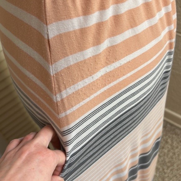 MARKET & SPRUCE S floor length, peekaboo back maxi dress - Picture 4 of 10